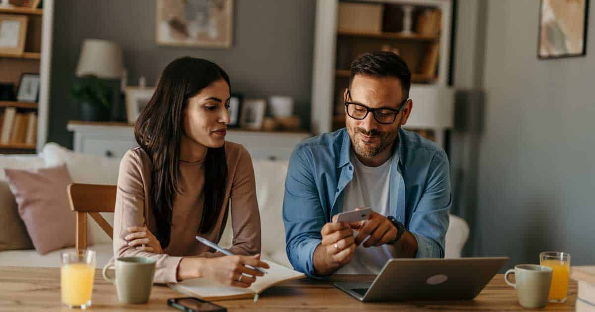 5 Easy Ways to Lower Your Homeowners Insurance Premiums